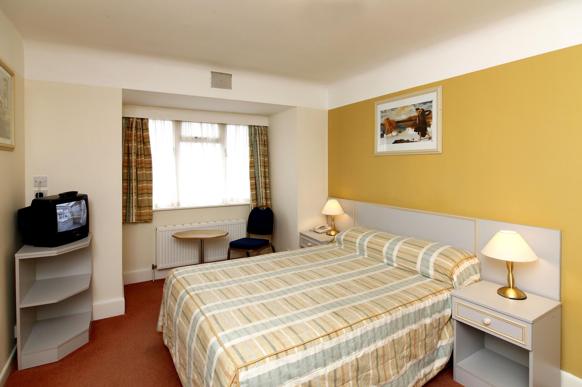 Russell Court Hotel Bournemouth Buitenkant foto
